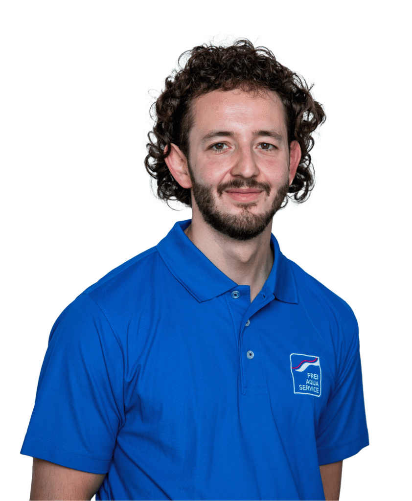 Alessio Sutter – Servicetechniker bei Frei AquaService, zuständig für Installation, Instandhaltung und Kundenbetreuung rund um Wasserenthärtungssysteme.